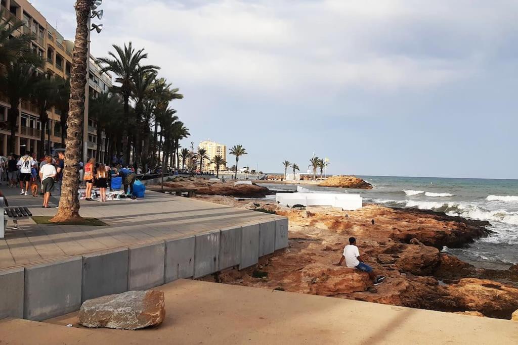 Adventure Harbour Apartment Torrevieja Exterior photo