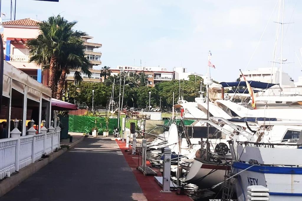 Adventure Harbour Apartment Torrevieja Exterior photo